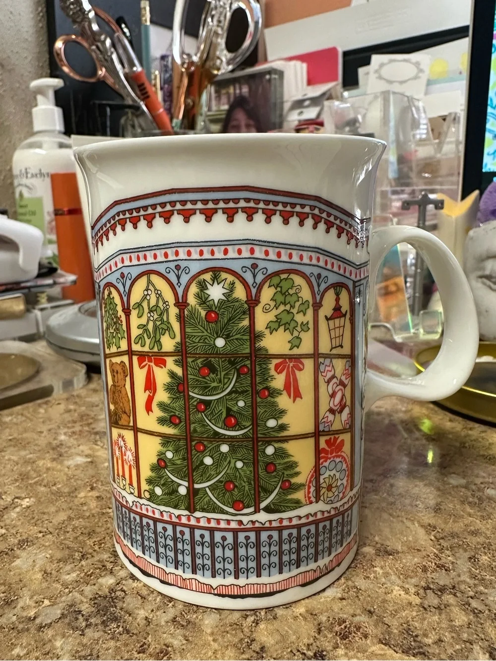 Dunoon Fine Bone China Christmas a Design by Sue Scullard Christmas Mug